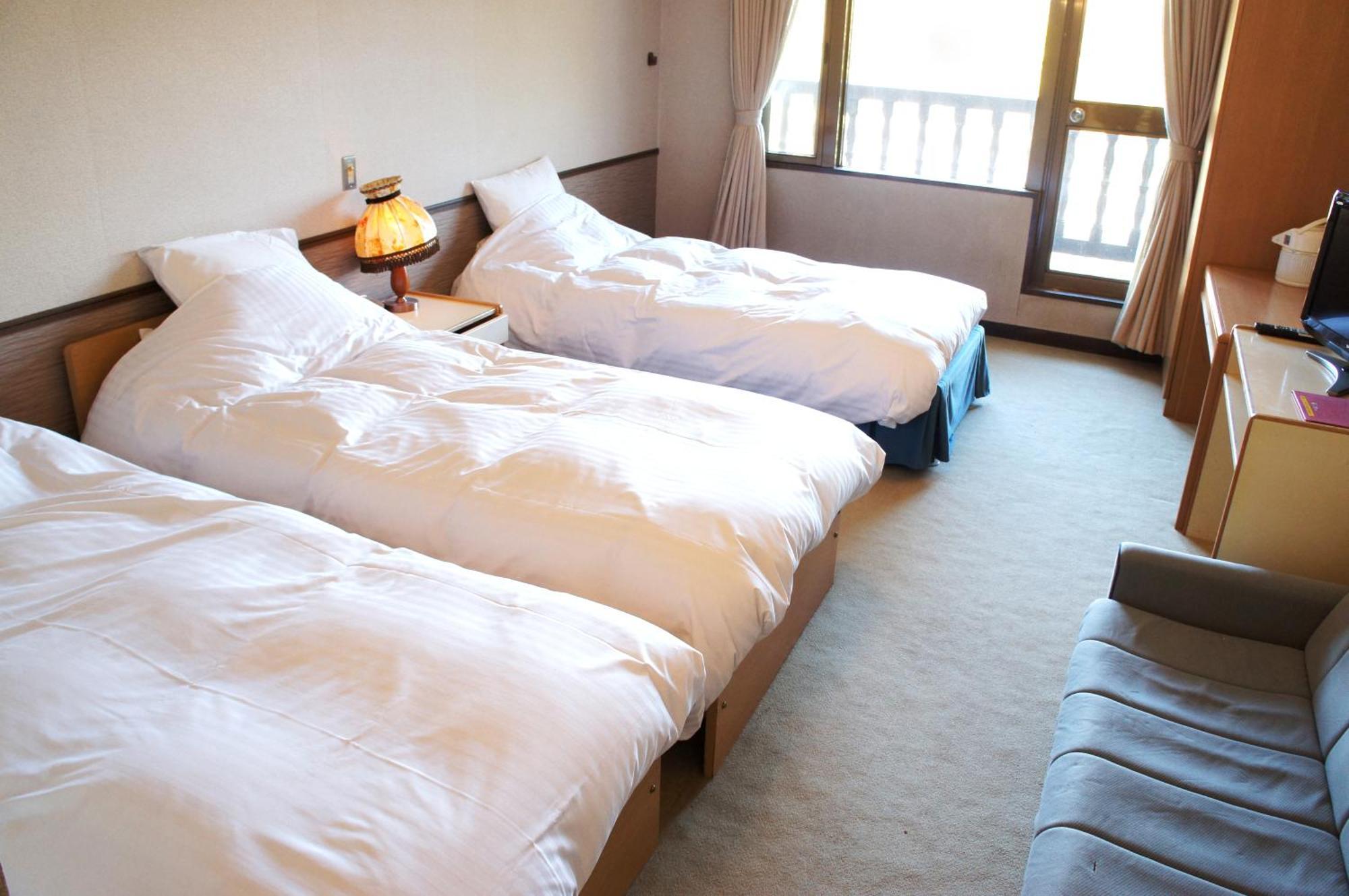 Petit Hotel Shitaka Хакуба-Мура Экстерьер фото